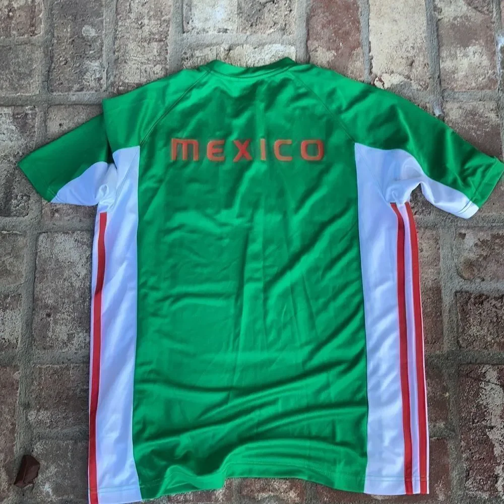 Men’s Adidas Mexico Pullover Jersey Size M